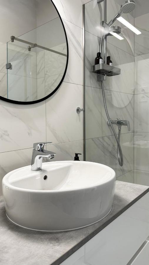 Linden Apartman 104 - Adults Only Mosonmagyaróvár Exteriör bild