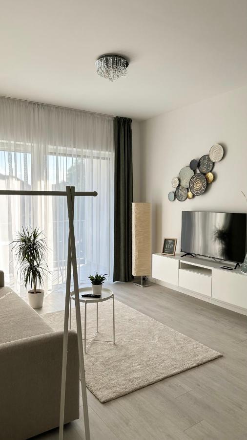 Linden Apartman 104 - Adults Only Mosonmagyaróvár Exteriör bild