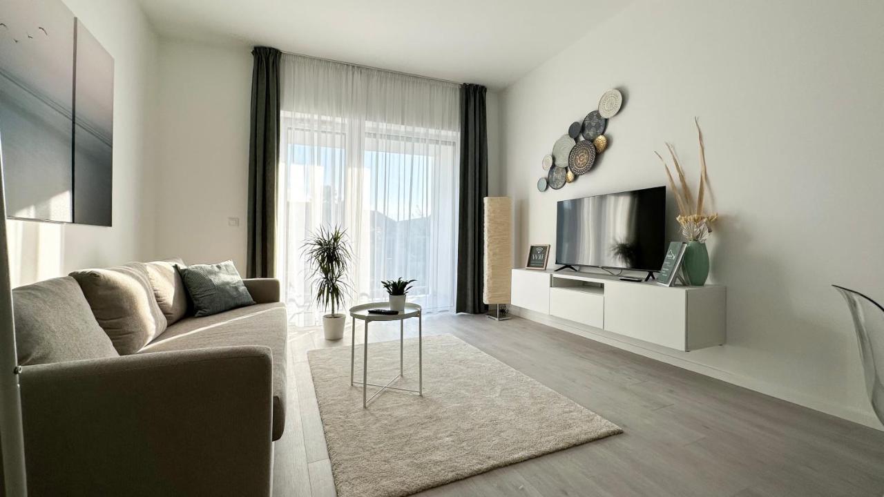 Linden Apartman 104 - Adults Only Mosonmagyaróvár Exteriör bild