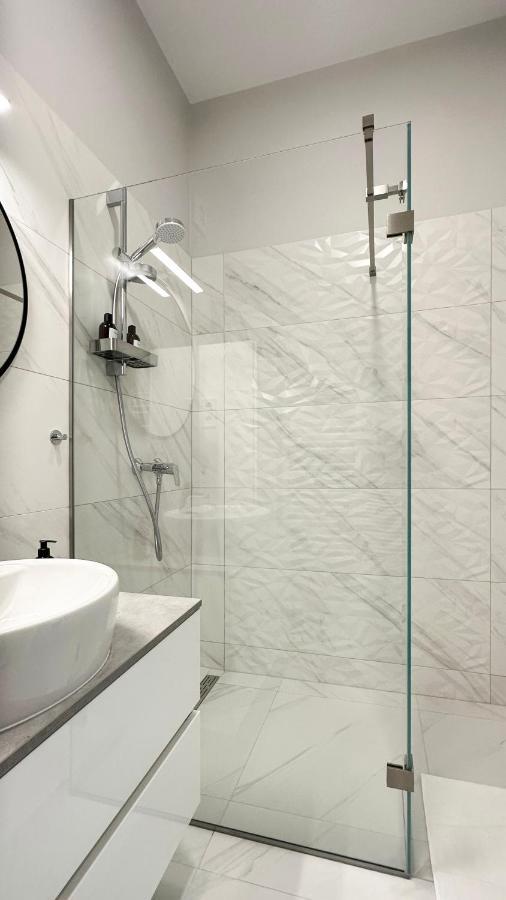 Linden Apartman 104 - Adults Only Mosonmagyaróvár Exteriör bild