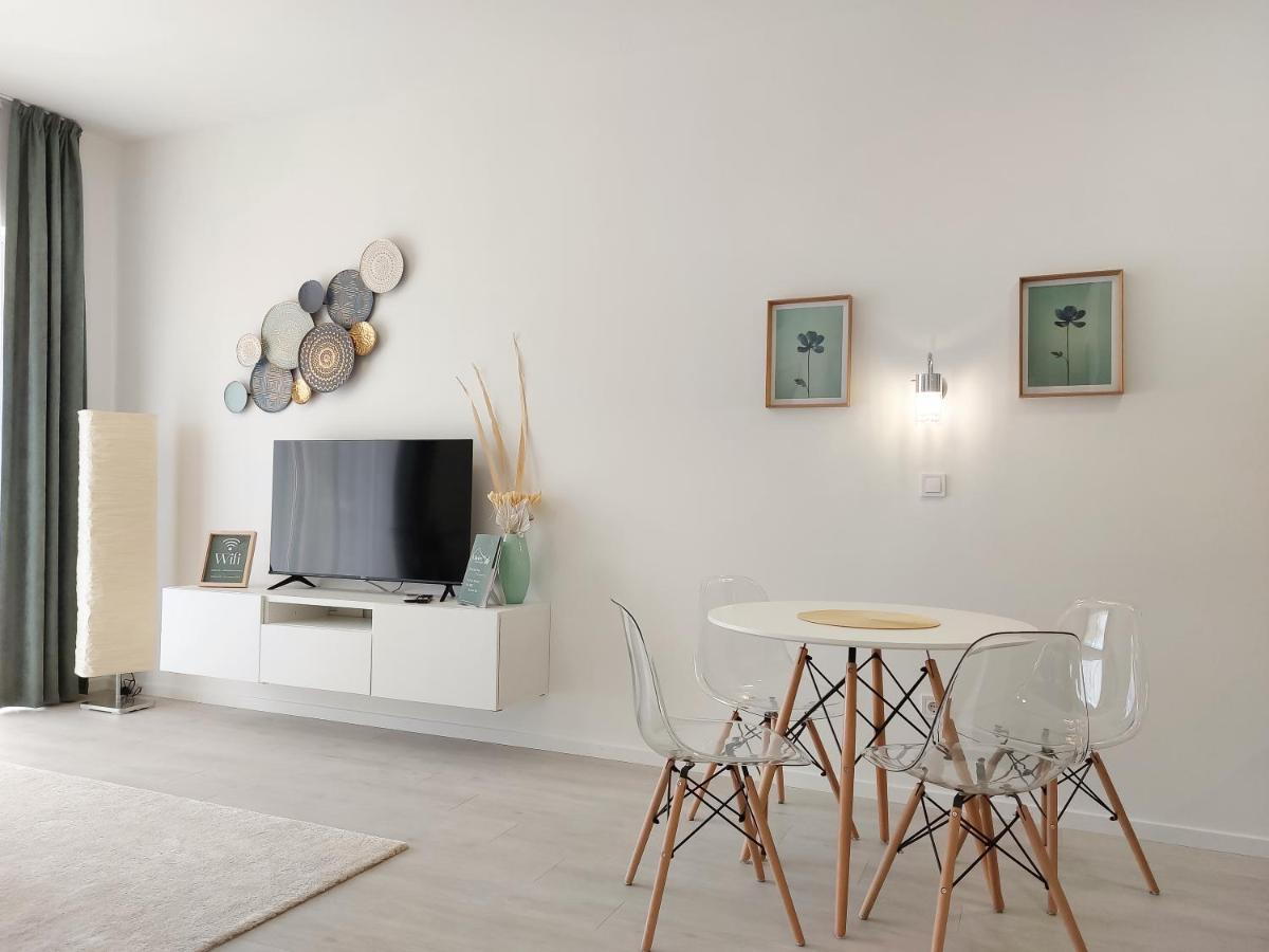 Linden Apartman 104 - Adults Only Mosonmagyaróvár Exteriör bild